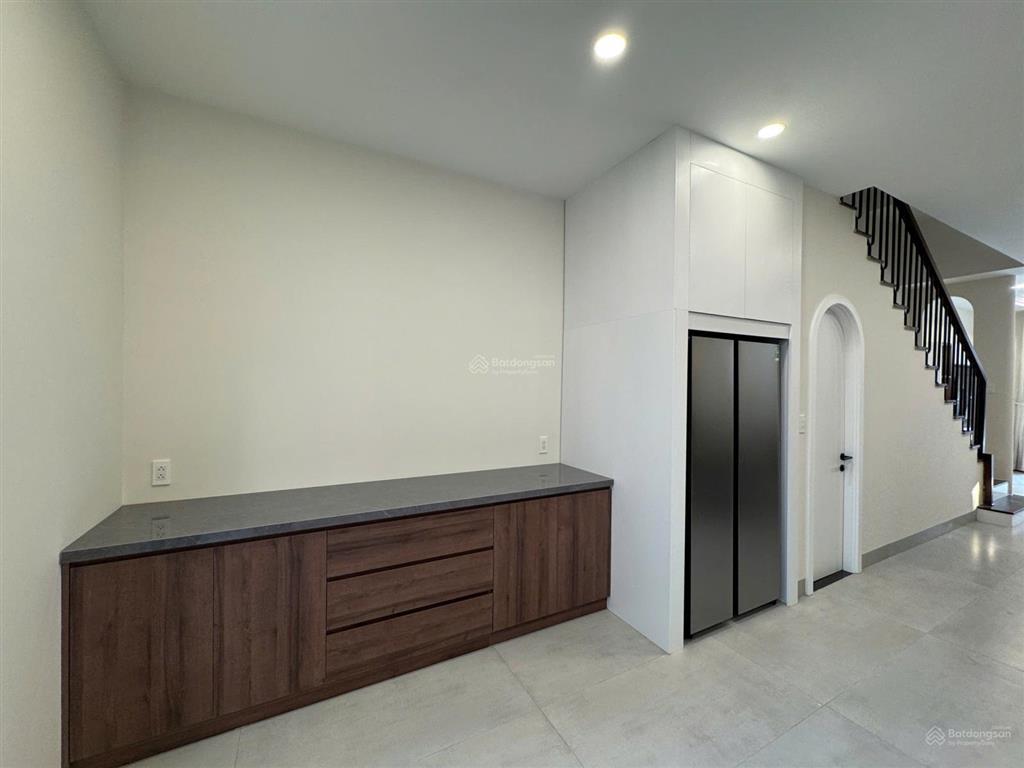 Giảm sâu 400 triệu nhà đường 14m gói 5  kđt mỹ gia (thái hưng)  nha trang full nội thất cao cấp