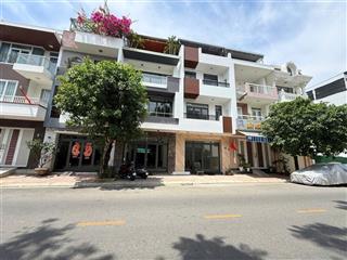 Chính chủ gửi bán nhà 4 tầng mặt tiền đường số 13, kđt hà quang 2, nha trang full nội thất