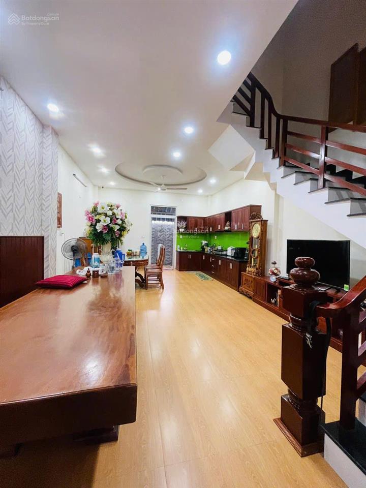 Cho thuê nhà đường số 14, kđt hà quang 2, nha trang nhà đang trống nhận nhà được ngay