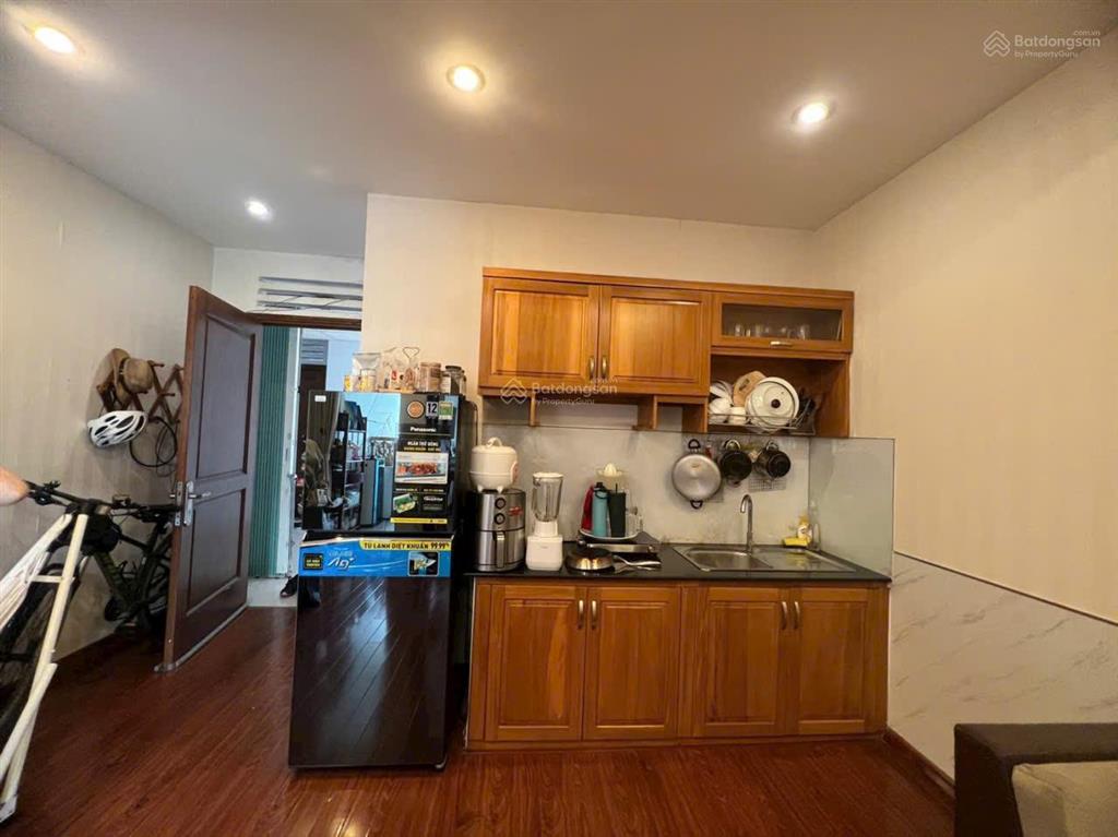 Chính chủ bán căn hộ 1 phòng ngủ đầy đủ nội thất đẹp trong khu đô thị vĩnh điềm trung sầm uất.