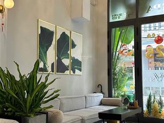 Bán nhà mặt tiền trung tâm nha trang, đường mê linh hđ thuê 35tr/tháng giá tốt