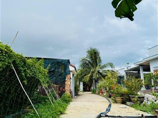 Bán đất bình lộc, diên khánh, dt 370m2, full thổ cư, mt 10m, giá chỉ 4tr/m2.