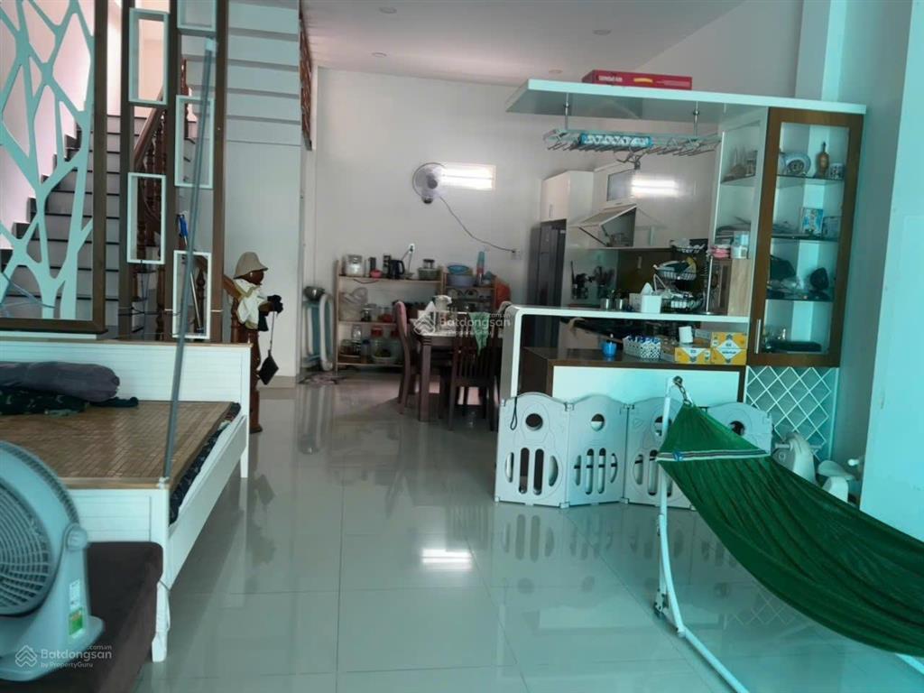 Bán nhà đường sử hy nhan cách biển chỉ 150m