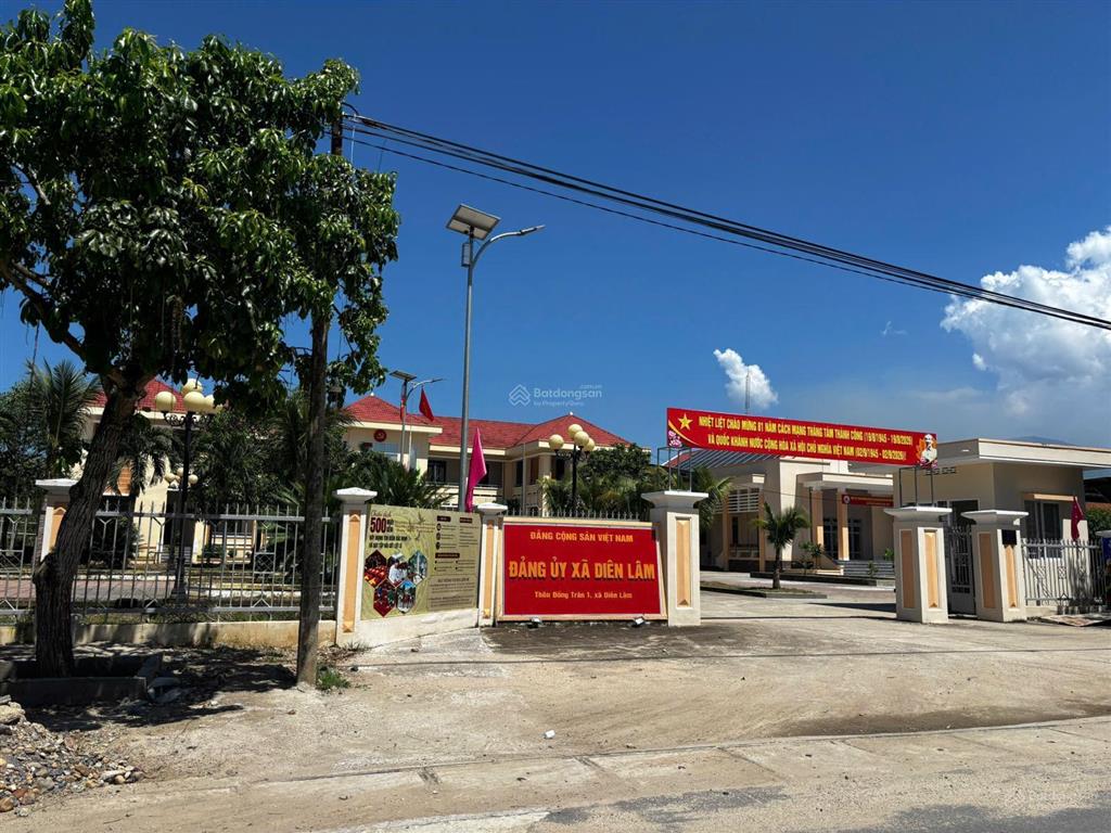 Bán lô đất dt 85m2 full thổ cư, đường ô tô, ngay cạnh ub xã diên đồng cũ, giá chỉ 299tr