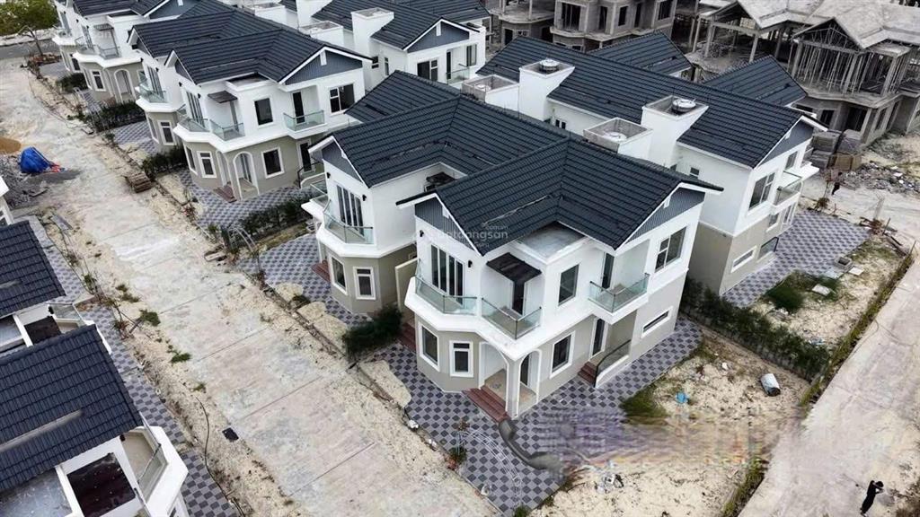 Chính chủ gửi bán biệt thự view biển dự án mhdi bãi dài cam ranh. giá chỉ hơn 6 tỷ.