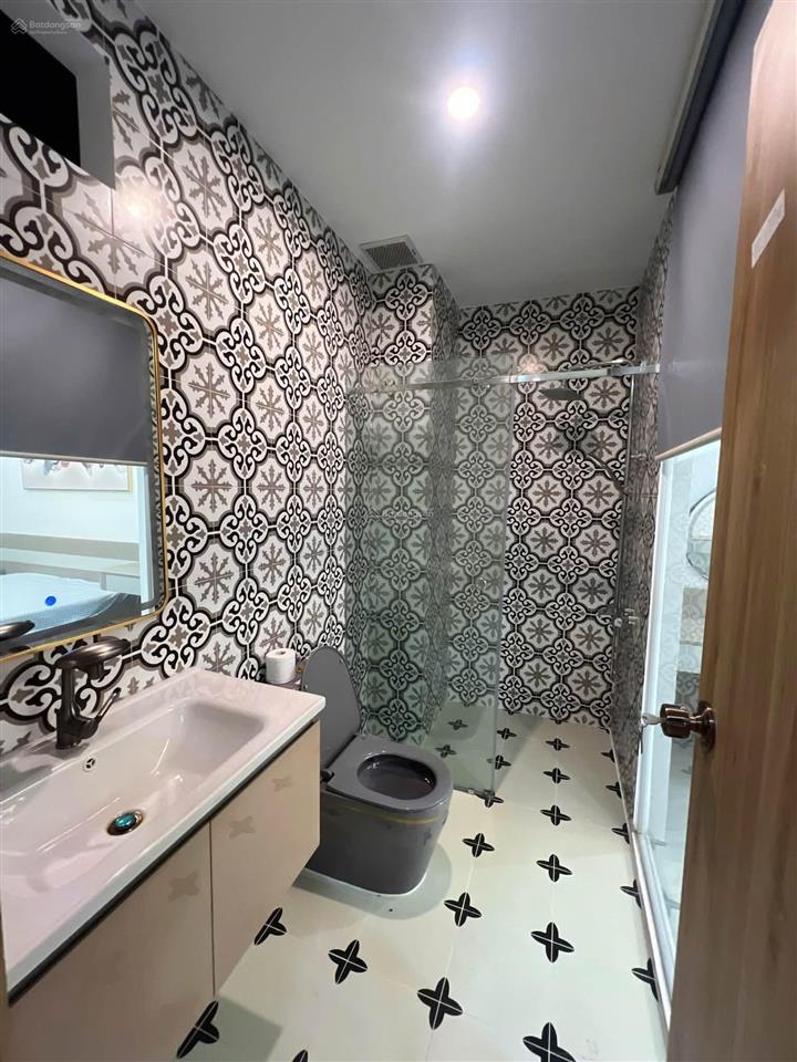 Cho thuê căn hộ dịch vụ mặt tiền đường võ văn kiệt, hà quang 1. dt 35m2, full nội thất đẹp