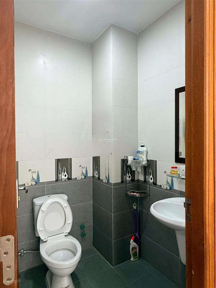 Cho thuê nhà 3 tầng kđt mỹ gia (gói 2), 100m2, 3pn  4wc, full nội thất, 25tr/th