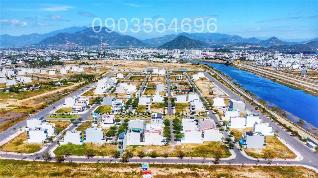 Lô duy nhất trên thị trường đường rộng thông ra sông mát mẻ khu đô thị mỹ gia nha trang