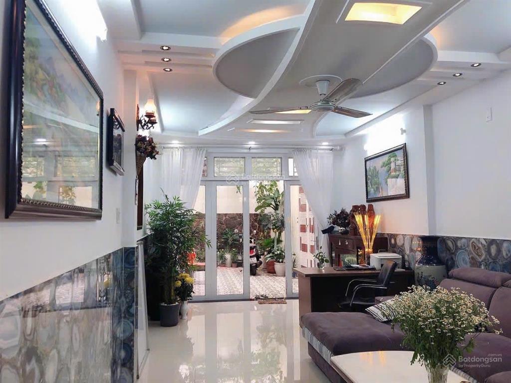 Bán nhà trung tâm thành phố nha trang cách biển chỉ 100m đường hai bà trưng