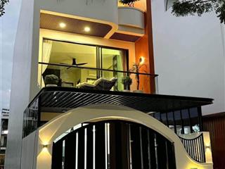 Nhà đẹp gói 5 khu đô thị mỹ gia nha trang giá bán hơn 8 tỷ cho căn nhà 3 tầng