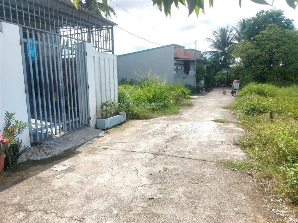 Bán đất diên lạc, diên khánh, khánh hòa, giá rẻ, dt 161m2 ngang 10m (3 mặt tiền) giá chỉ 10triệu/m2