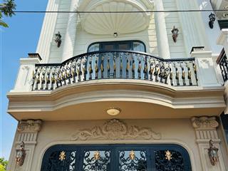 Bán căn nhà thiết kế sang trọng, nội thất cao cấp  đường số 13  kđt hà quang 2