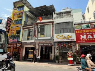 Bán căn nhà trong khu phố tây cho thuê dòng tiền cao, mặt tiền đường hùng vương sát biển