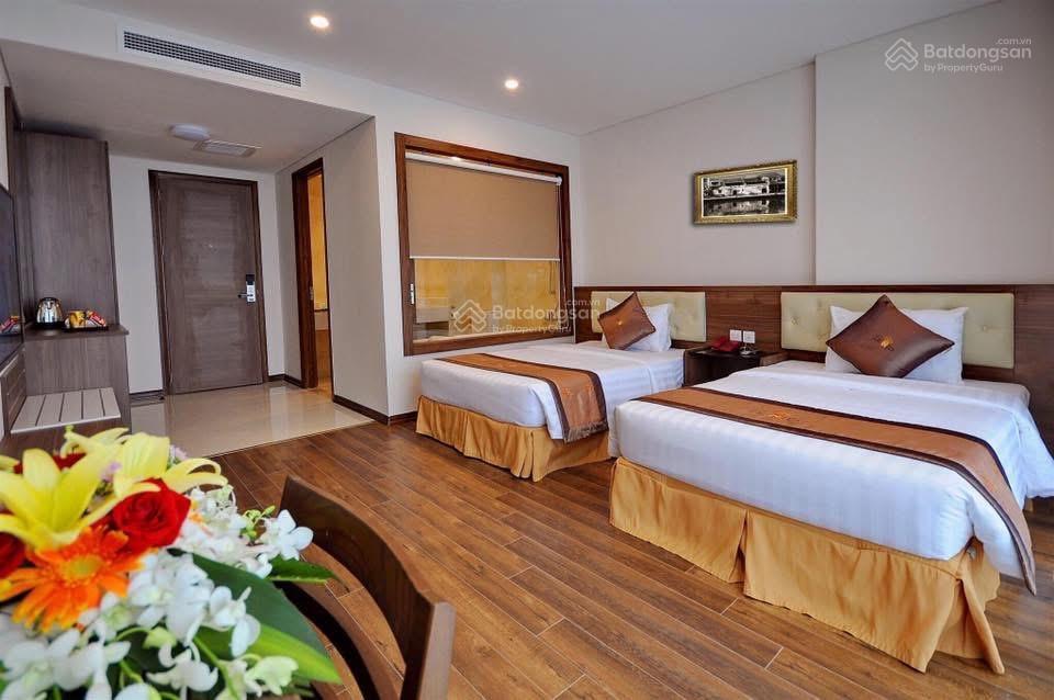 Cần bán khách sạn view biển triệu đô mặt tiền đường phạm văn đồng
