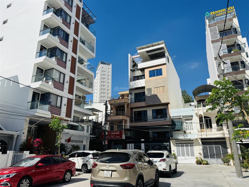 Bán khách sạn chỉ bằng giá đất trong khu phố tây hẻm oto rộng rãi đường nguyễn thiện thuật
