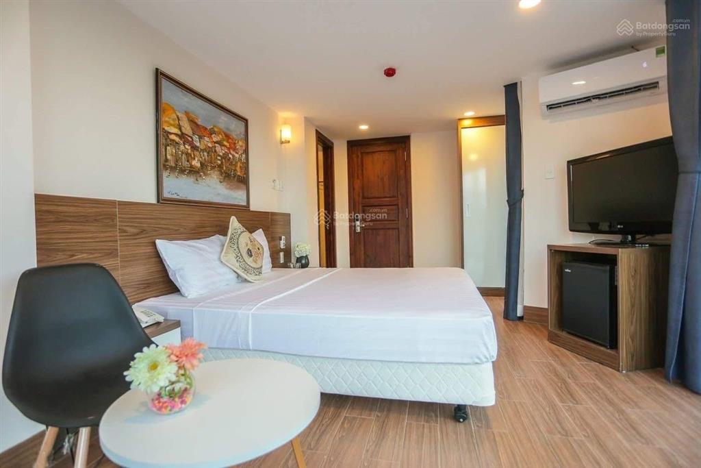 Hạ giá, cần chuyển nhượng lại khách sạn view biển trần phú  vĩnh nguyên, giá tốt đầu tư kinh doanh