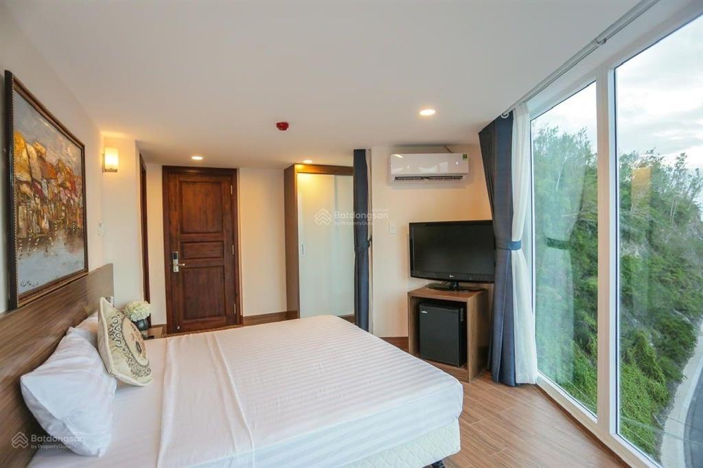 Hạ giá, cần chuyển nhượng lại khách sạn view biển trần phú  vĩnh nguyên, giá tốt đầu tư kinh doanh
