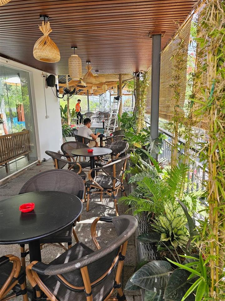 Hạ giá, cần chuyển nhượng lại khách sạn view biển trần phú  vĩnh nguyên, giá tốt đầu tư kinh doanh