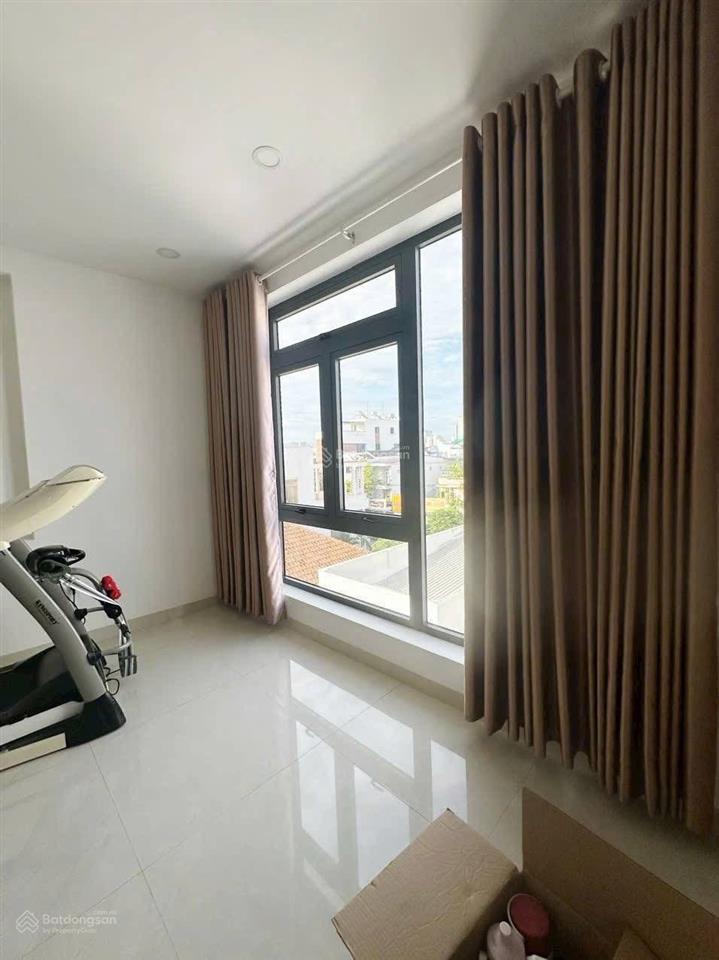 Bao tốt đầu tư, bán nhà còn mới mặt tiền đường lê hồng phong thấp hơn giá đất đang giao dịch