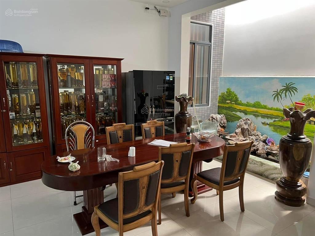 Bao tốt đầu tư, bán nhà còn mới mặt tiền đường lê hồng phong thấp hơn giá đất đang giao dịch