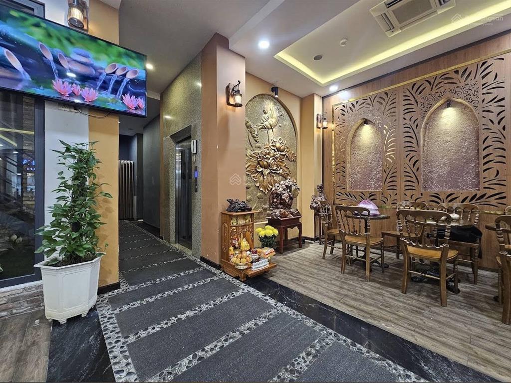 Bán căn nhà khu phố tây dòng tiền 150triệu/tháng, mặt tiền đường nguyễn thiện thuật