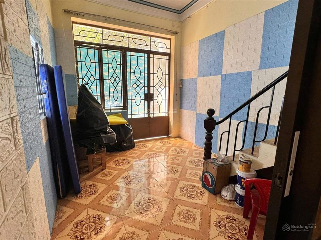 Bán căn nhà phố khu bàn cờ, mặt tiền đường cần bán gấp chưa tới 96triệu/m2