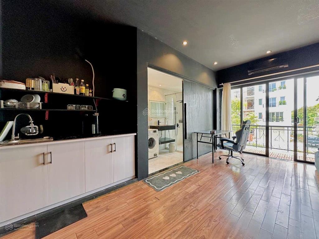 Bán căn nhà đường lớn kinh doanh của khu đô thị vcn phước long 1, mặt tiền đường số 22