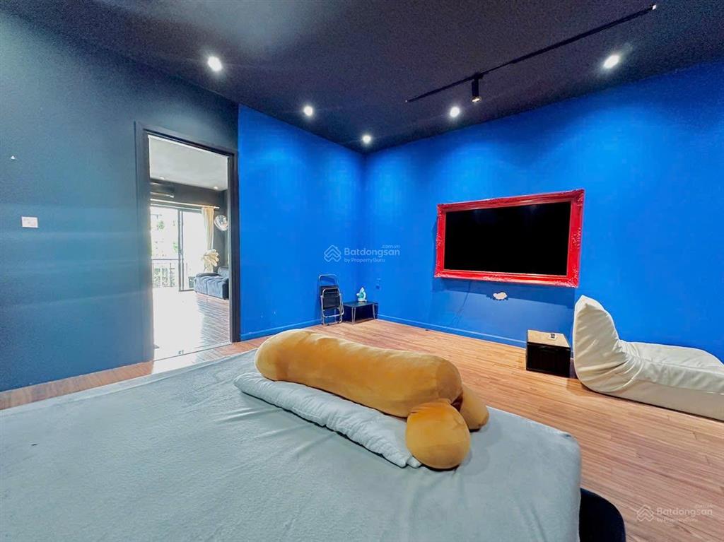 Bán căn nhà đường lớn kinh doanh của khu đô thị vcn phước long 1, mặt tiền đường số 22