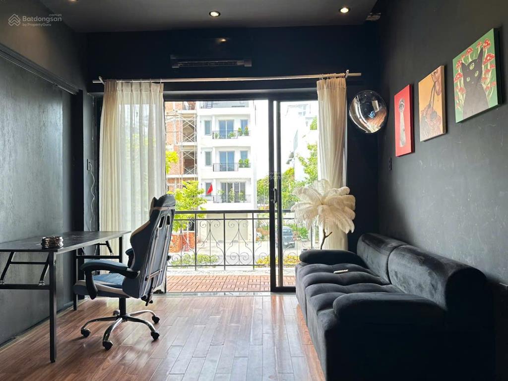 Bán căn nhà đường lớn kinh doanh của khu đô thị vcn phước long 1, mặt tiền đường số 22