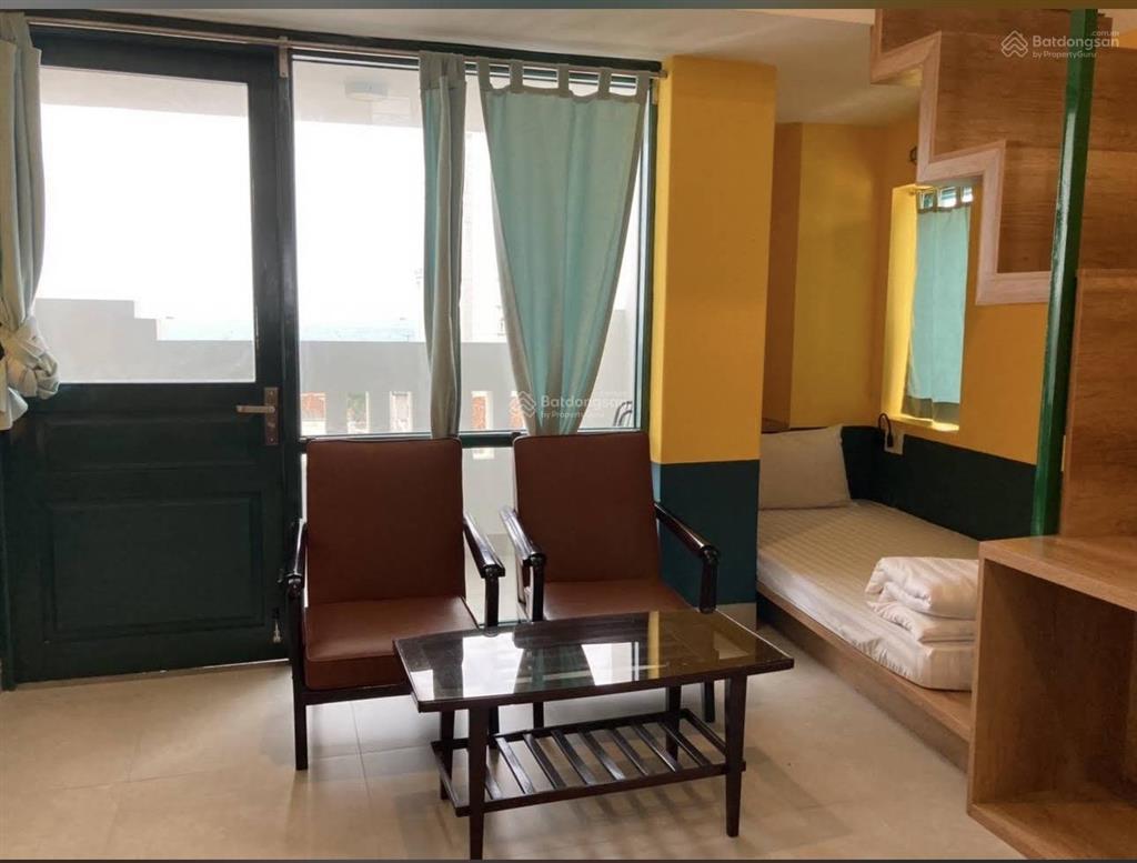 Bán toà khách sạn 7 tầng  20 phòng, gần biển đi bộ được, đang cho thuê có dòng tiền