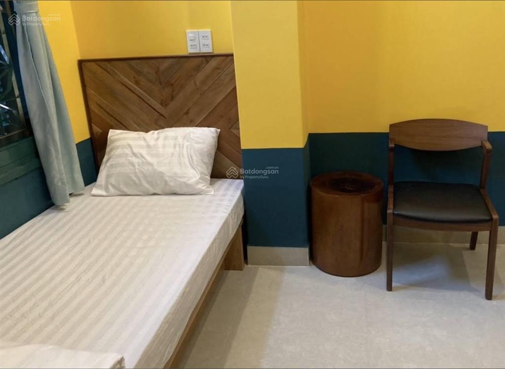 Bán toà khách sạn 7 tầng  20 phòng, gần biển đi bộ được, đang cho thuê có dòng tiền