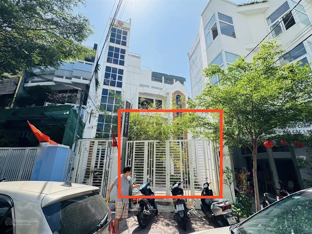 Hàng ngộp cần ra gấp, bán đất có nhà mặt tiền đường lý thánh tôn đoạn 1 chiều, chỉ có 142tr/m2.