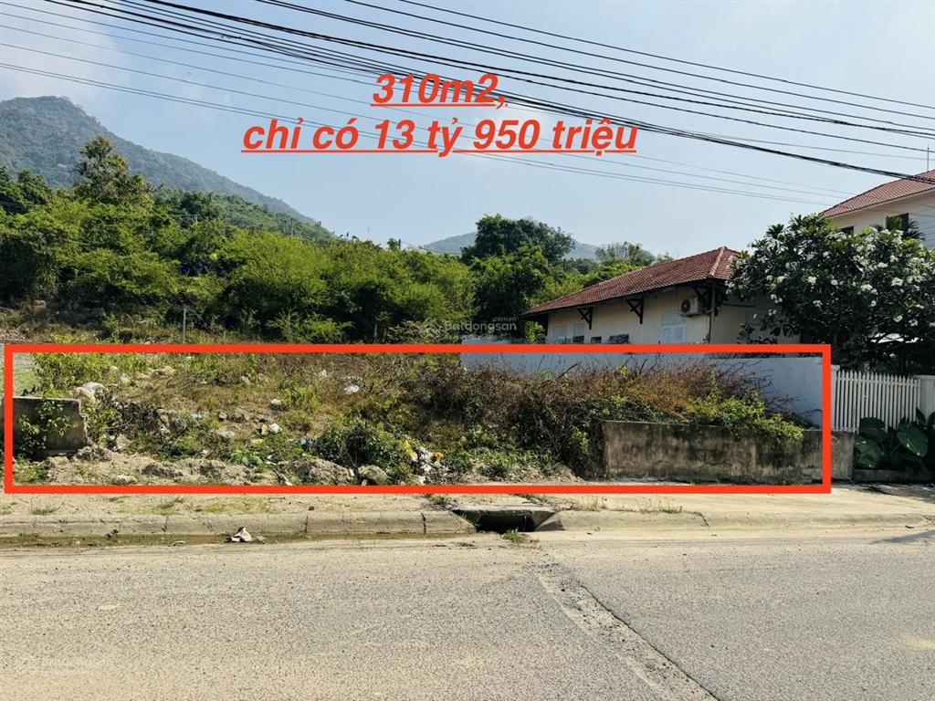 Bán lô đất 310m2 gần biển bến du thuyền, mặt tiền đường triệu quang phục chỉ có 45tr/m2