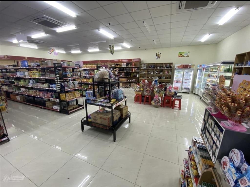Cần cho thuê mặt bằng trung tâm khu phố hàn, mặt tiền đường tô hiến thành