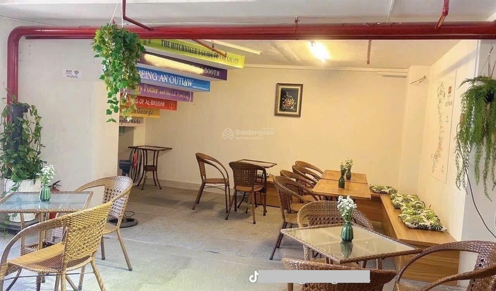 Bán khách sạn trung tâm đường chính nguyễn thị minh khai khu phố du lịch giá tốt mua kinh doanh