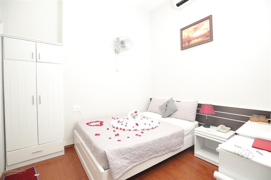 Đang cần bán nhanh khách sạn 3 sao ngay góc 2 mặt tiền đường phan bội châu cạnh chợ đầm