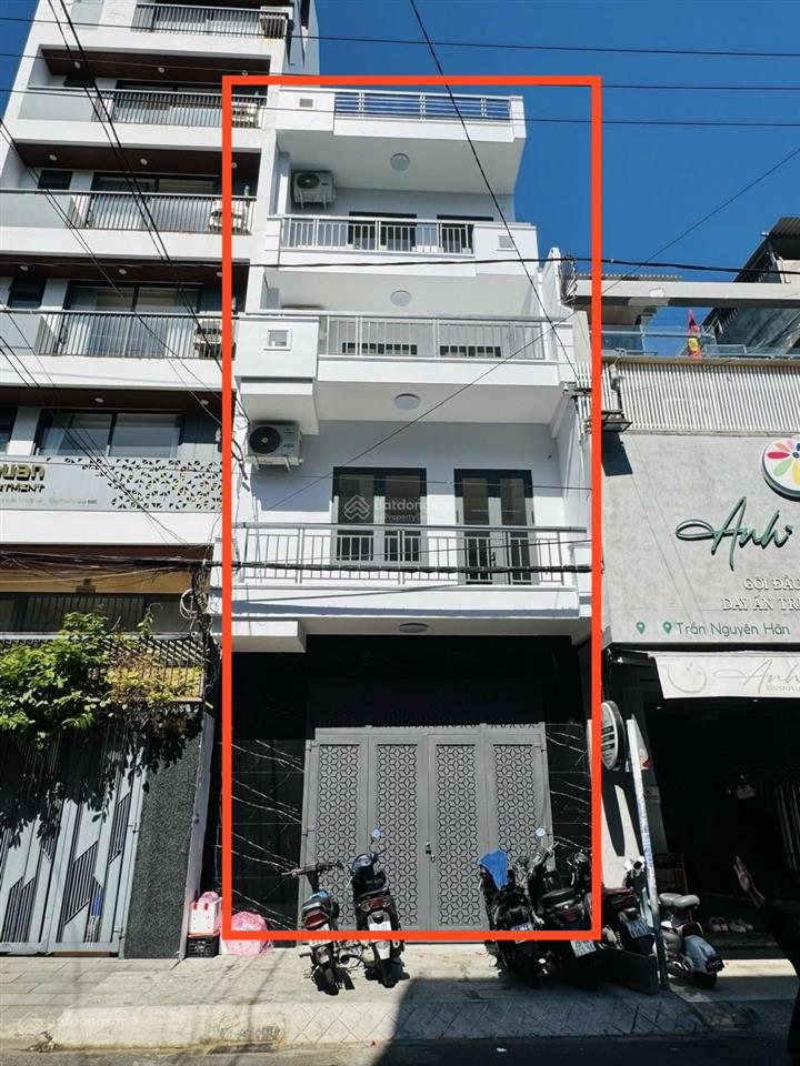 Bán căn nhà phố mới thiết kế căn hộ để khai thác kinh doanh, nằm ngay khu bàn cờ phố hàn