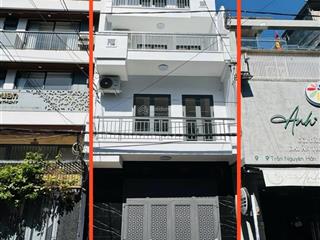 Bán căn nhà phố mới thiết kế căn hộ để khai thác kinh doanh, nằm ngay khu bàn cờ phố hàn