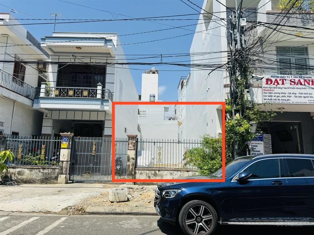 Bán lô đất giá thấp nhất khu bàn cờ ngay trung tâm, mặt tiền đường mê linh