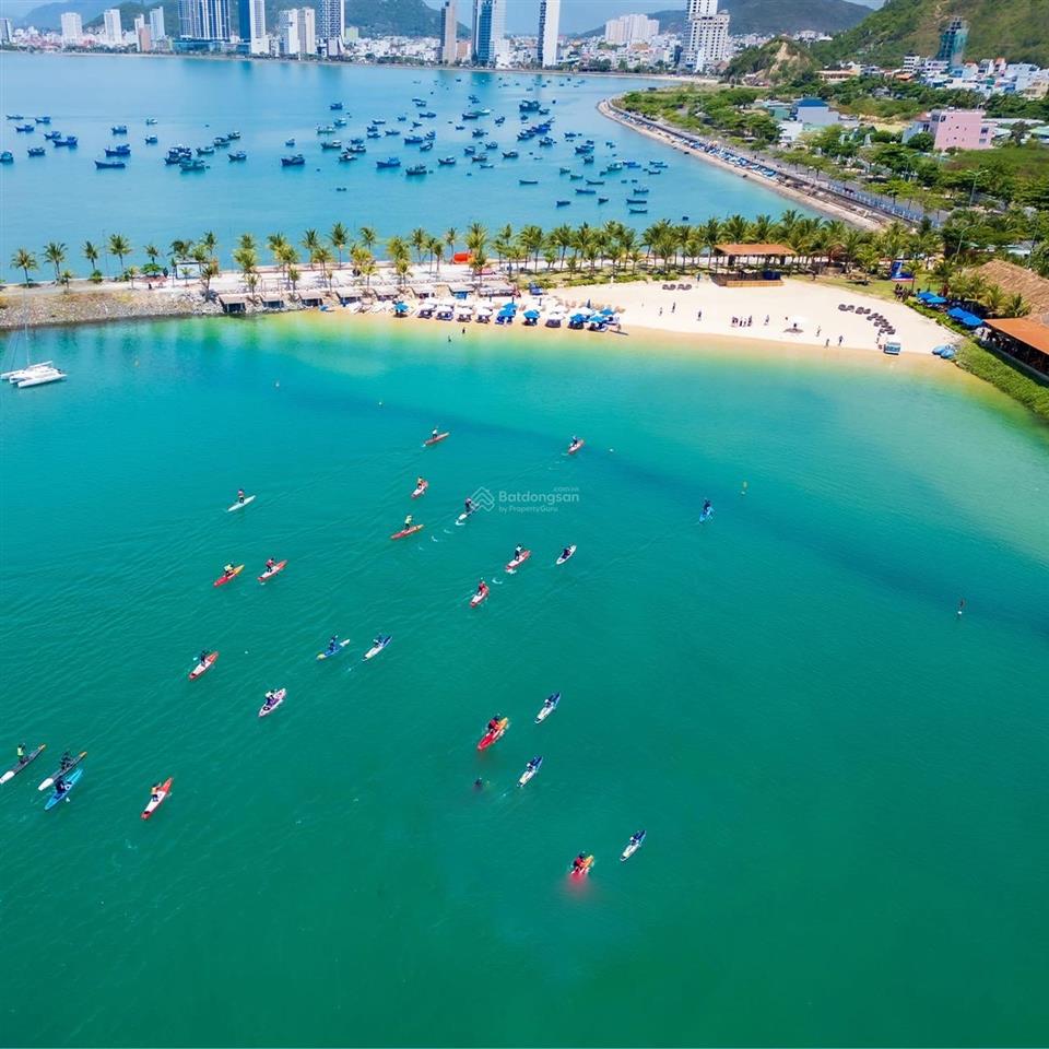 Bán lô góc mấy bước chân ra bến du thuyền quốc tế, cực hiếm trên thị trường, 2 mặt tiền đường lớn