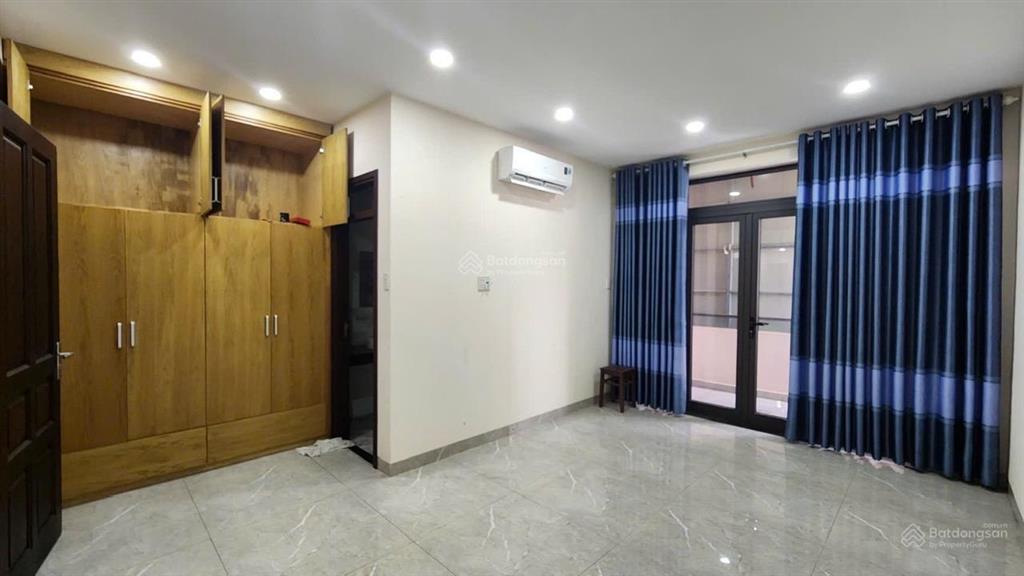Cho thuê nhà nguyên căn kinh doanh, mặt tiền đường thích quảng đức  vcn phước hải