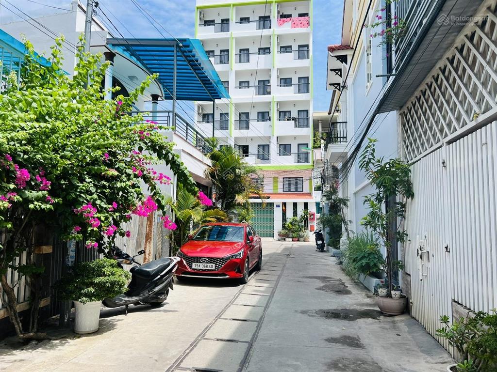 Bán căn nhà trong trung tâm thành phố, hẽm oto 23/10 gần siêu thị lotte chỉ có 5.9 tỷ