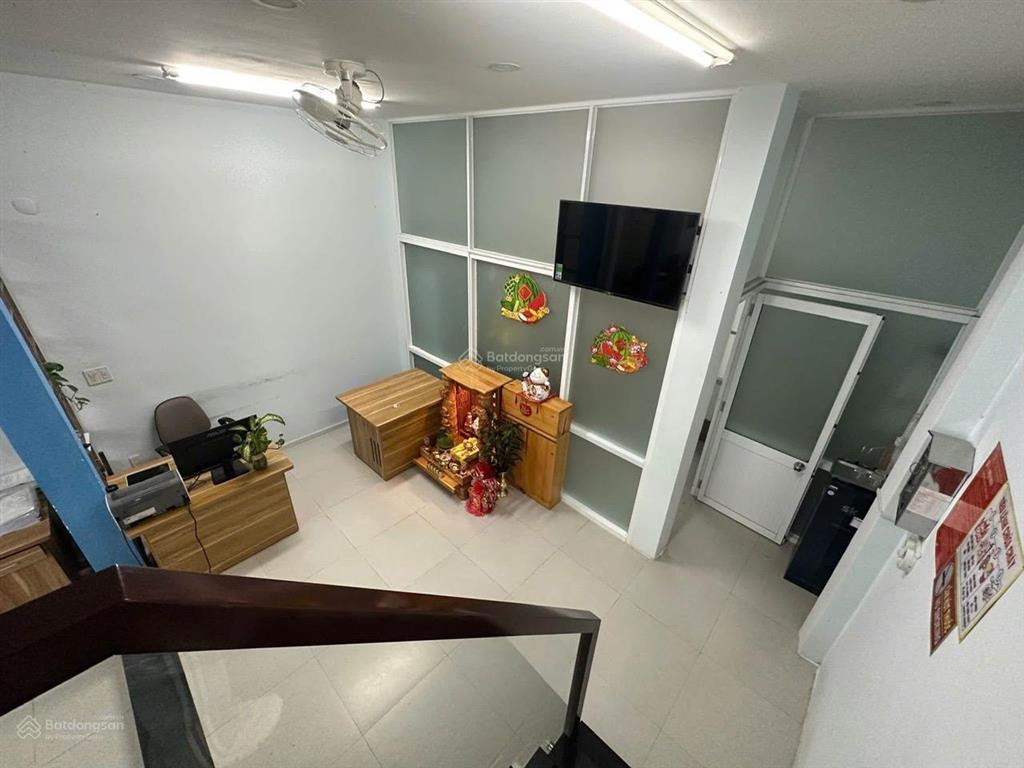 Bán căn nhà trong trung tâm thành phố, hẽm oto 23/10 gần siêu thị lotte chỉ có 5.9 tỷ