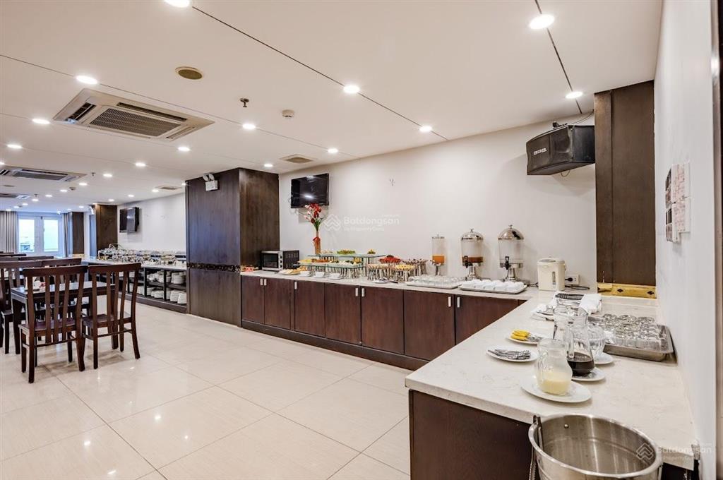 Chuyển nhượng khách sạn 3 sao mặt tiền đường nguyễn thiện thuật khu phố tây chỉ có 195 tỷ