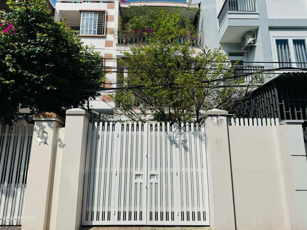 Cần bán căn nhà phố chưa qua đầu tư, ngay trung tâm mặt tiền đường tản viên  phường nha trang