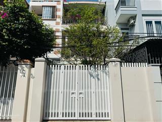 Cần bán căn nhà phố chưa qua đầu tư, ngay trung tâm mặt tiền đường tản viên  phường nha trang