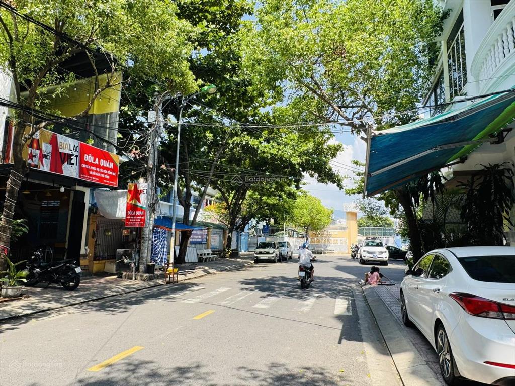 Cần bán đất có nhà cũ, địa chỉ 09 thi sách ngay trung tâm thành phố nha trang khu bàn cờ