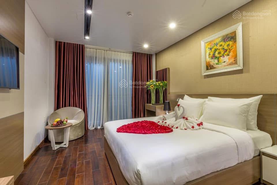 Chuyển nhượng khách sạn khu phố du lịch mặt tiền đường hồng bàng nằm sát nguyễn thị minh khai
