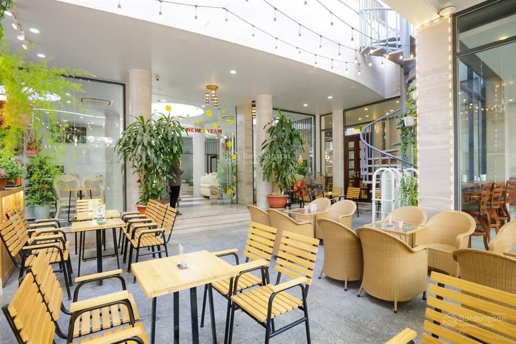 Chuyển nhượng khách sạn khu phố du lịch mặt tiền đường hồng bàng nằm sát nguyễn thị minh khai