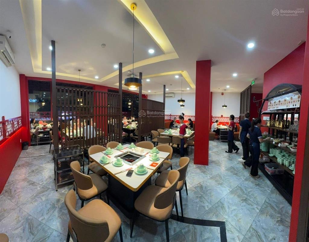 Chính chủ bán nhà khu phố tây sát biển đang có dòng tiền sẵn, nhà 3 mặt tiền nguyễn thiện thuật